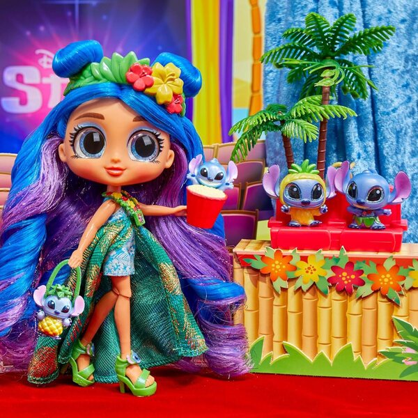 Păpușă Superfan Disney Doorables ADOORBS Deluxe Stitch cu 2 figurine și accesorii exclusive