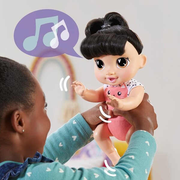 Baby Alive Katie Kat poupée qui rampe et joue 40 sons amusants 27 cm