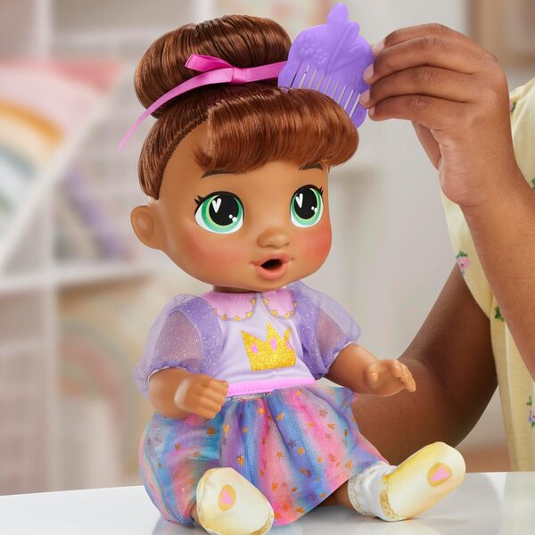 Baby Alive Sophia Sparkle Fairy Doll με ρούχα και αξεσουάρ, 28 cm, παιχνίδι 3+