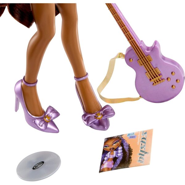 Bratz Pop Starz Sasha modedocka med samlartillbehör och berlock