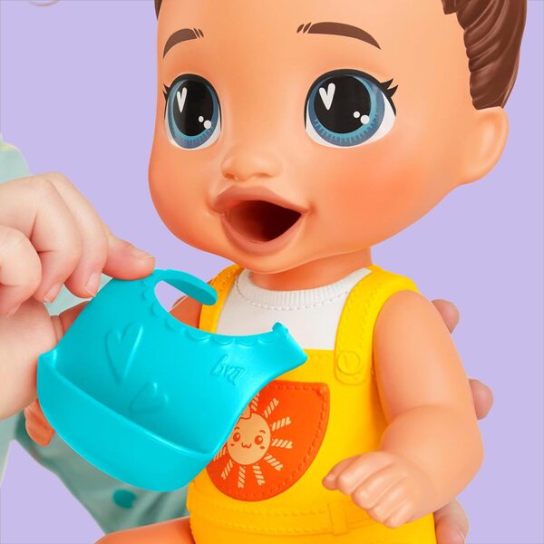 Baby Alive Dinnertime Creations, Brown Hair Doll with Play Food Accessories, 11 inches, Toys for 3+ Year Old Girls and Boys