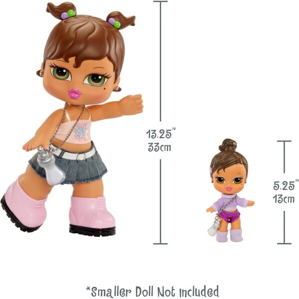 Bratz Big Babyz Yasmin Iconic Puppe mit Zubehör und Originalkleidung 33,5 cm