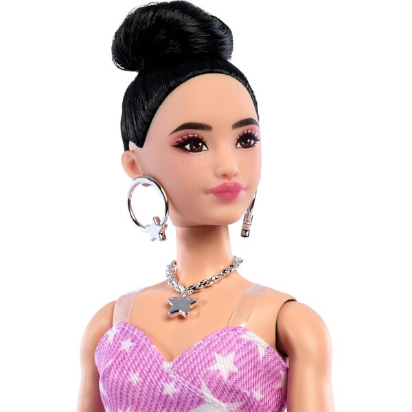 Barbie Deluxe Style Fashion Glamour avec robe en jean rose et accessoires étoiles