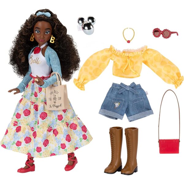 Disney ILY 4ever Belle Doll 29 cm 2 komplett ruhával és Mickey Glitter gyűrűvel