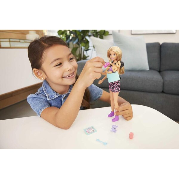 Barbie Skipper Babysitters Inc. Set mit Puppe und Zubehör für diejenigen, die gerne aufpassen