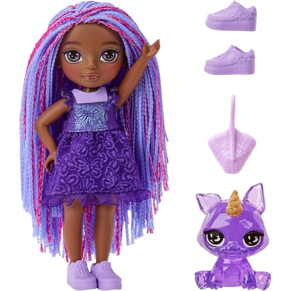Rainbow High Littles Indigo Bailey, 14 cm große bewegliche Puppe mit Rucksack und magischem Fuchs