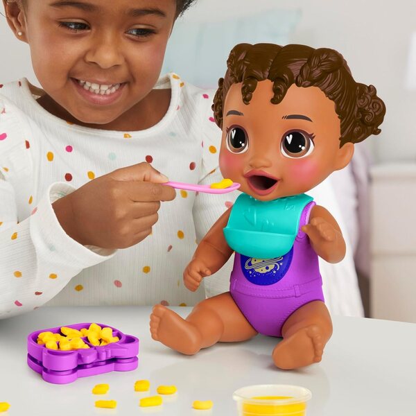 Baby Alive Dinnertime Creations, Black Hair Doll with Play Food Accessories, 11 inches, Toys for 3+ Year Old Girls and Boys