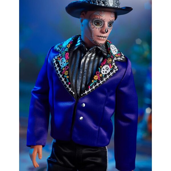 Barbie Ken Día De Muertos 2023: Sammlungspuppe mit blauer Jacke und verziertem Hut
