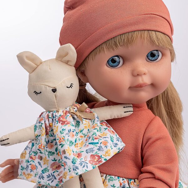 JC Toys Chloe marki Berenguer - lalka 38 cm z naturalną sukienką i długimi blond włosami