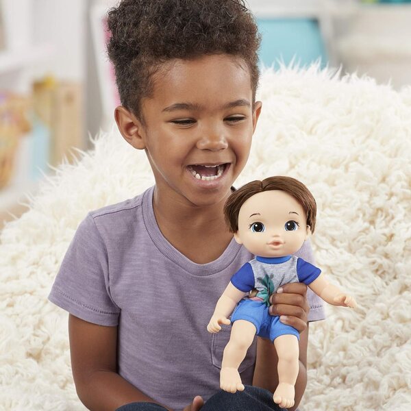 Φορητή κούκλα Baby Alive Littles Matteo με αξεσουάρ για παιδιά 3+ ετών