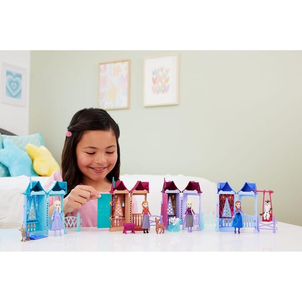 Mattel Disney Frozen Spielset Anna oder Elsa mit 5 Überraschungen und Arendelle Village Zubehör