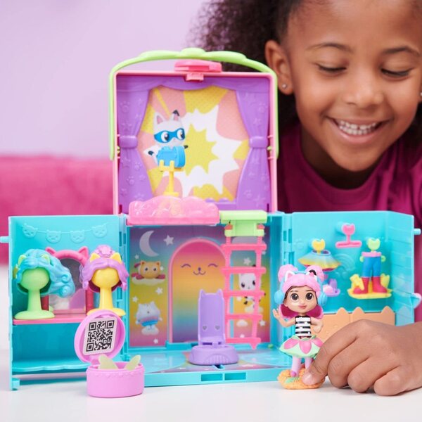 Gabby's Dollhouse Dress-Up Closet: Přenosná herní sada s panenkou a doplňky pro děti ve věku 3+