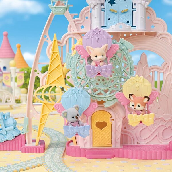 Calico Critters Baby Dream Spielplatz mit 1 Sammelpuppe und Attraktionen