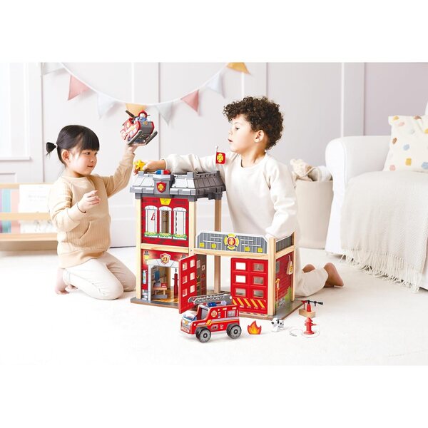 Hape Caserne de pompiers en bois avec sons et lumières, jeu éducatif