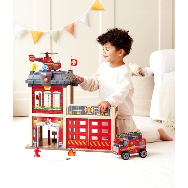 Hape Caserne de pompiers en bois avec sons et lumières, jeu éducatif