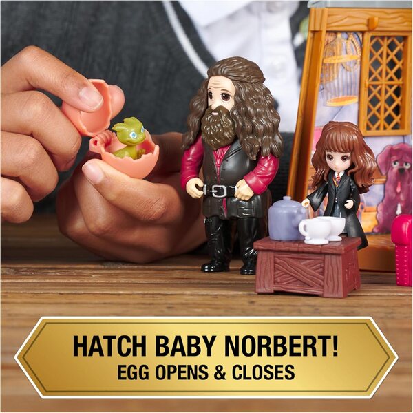 Wizarding World Magisches Spielset Hagrids Haus mit Harry-Potter-Figuren und Zubehör