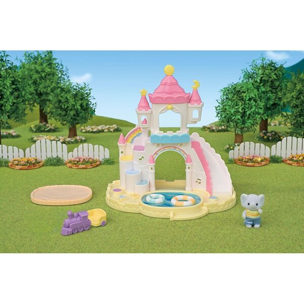 Calico Critters Kindergarten-Sandkasten und Pool mit Elefantenbaby und Spielzubehör