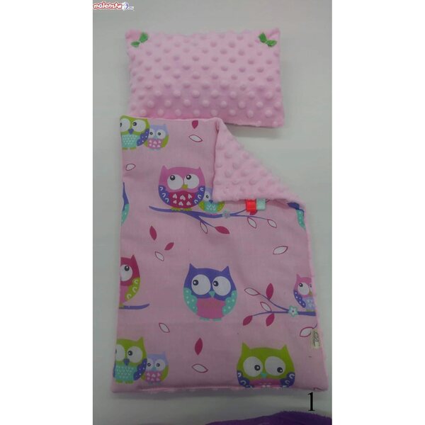Witte houten poppenwieg met Minky en katoenen beddengoedset