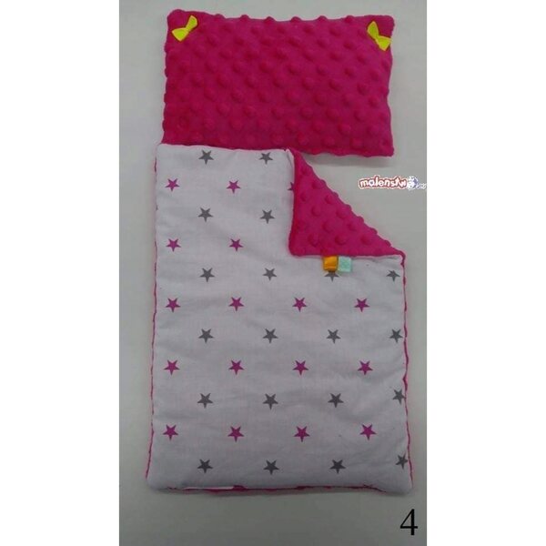 Witte houten poppenwieg met Minky en katoenen beddengoedset