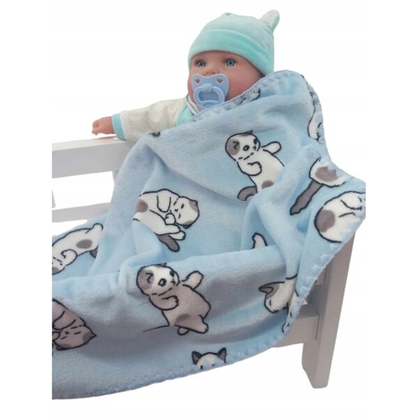 Eine flauschige doppelseitige Katzenpuppendecke – eine weiche und kuschelige Decke für ein Baby