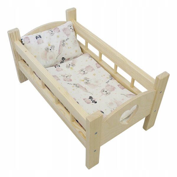 Puppenbett aus Holz mit Herzgravur, geeignet ab 3 Jahren
