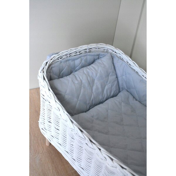 Lettino in vimini bianco per bambole fino a 55 cm con biancheria e materasso