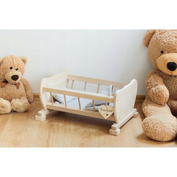 Lettino in legno naturale per bambole con set di biancheria da letto
