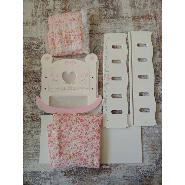 Letto a dondolo in legno per bambole 45 cm Robud, gioco ideale bambini 4+
