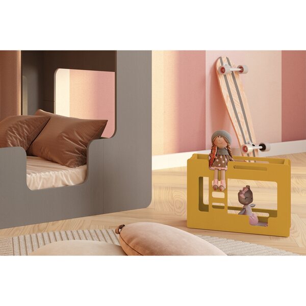 Ein Etagenbett aus senffarbenem Holz für Puppen: sicheres Spielen und perfektes Design
