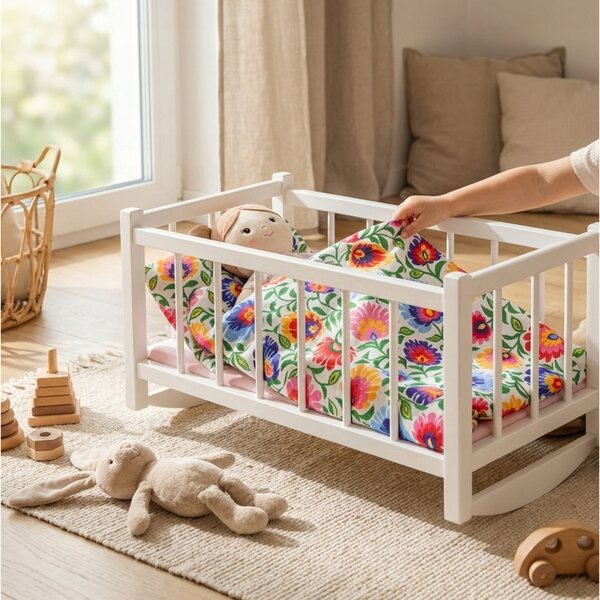 Weiße Puppenwiege aus Holz mit Peewit-Blumenbettwäsche, sicher und stabil
