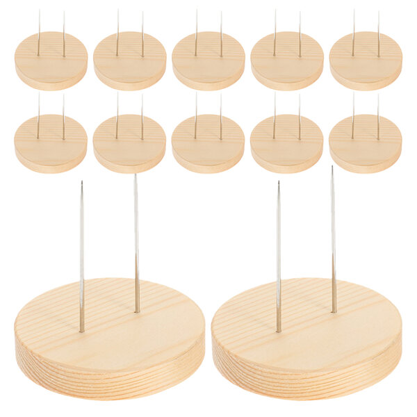 Set da 12 Eleganti Stativi in Legno Beige per Esposizione Bambole con Base Solida