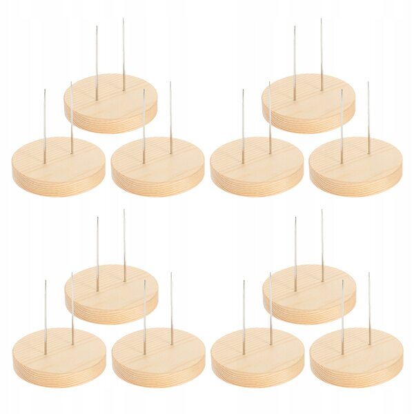 Set da 12 Eleganti Stativi in Legno Beige per Esposizione Bambole con Base Solida