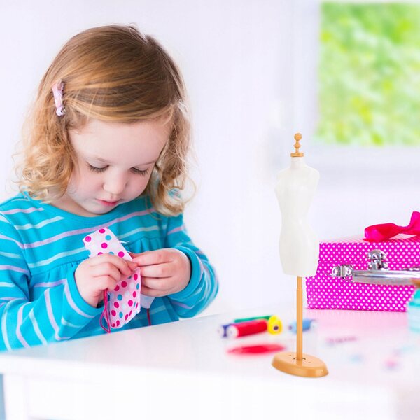 Set van 5 plastic hangers voor poppenkleertjes, resistent en realistisch