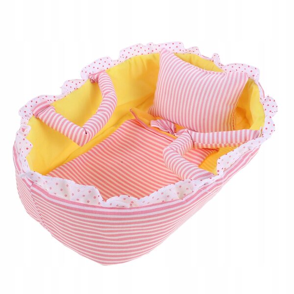 Delicata culla rosa in tessuto per bambole, ideale per giochi creativi e trasporto