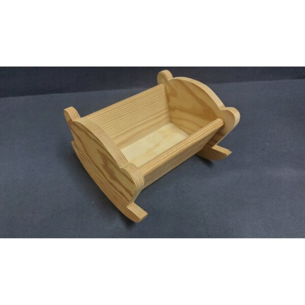 Kleine Vintage-Puppenwiege aus Holz – klassisches und robustes Design