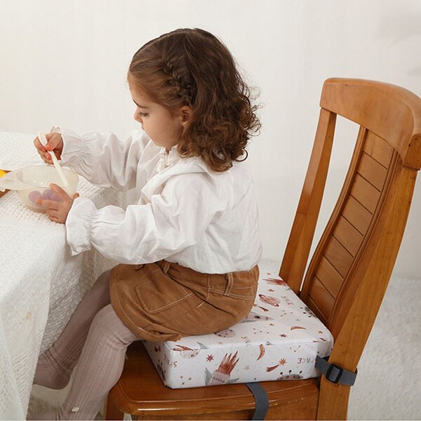 Kinder-Esszimmerstuhlbezug mit rutschfestem Design und leicht zu reinigen