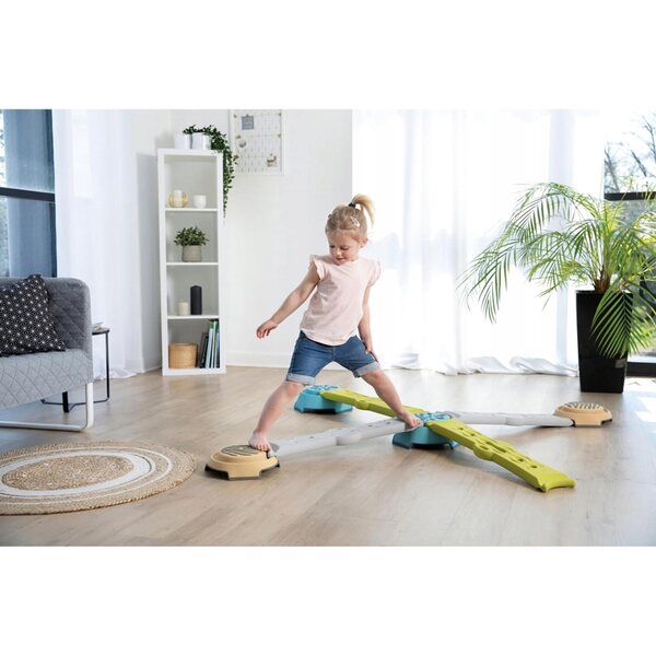 Modularer Balance-Tor für Kinder mit rutschfester Oberfläche und sicheren Fußstützen