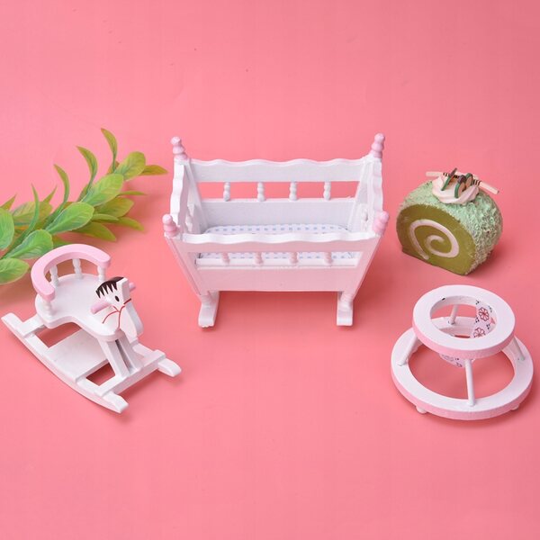 Mini-Holzmöbel-Set 1:12 Puppenhaus-Wiege und Schaukelpferd