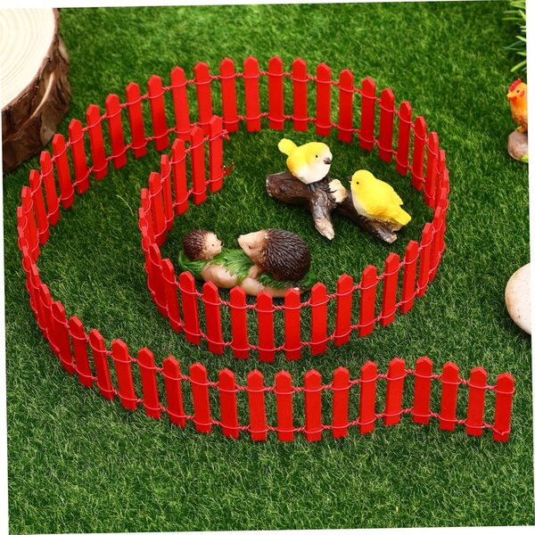 Mini handgefertigter roter Holzzaun für Puppenhäuser und Minigärten