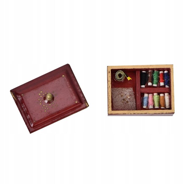 Miniatura scatola da cucito con set utensili per modellismo scala 1/12