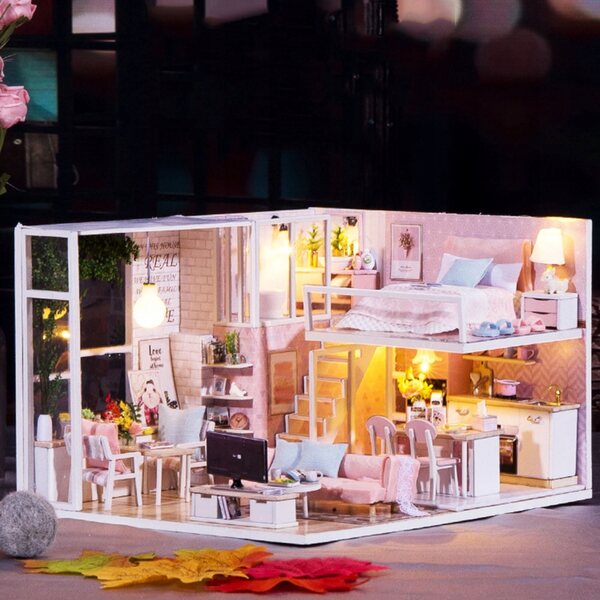 Zalesiony miniatura casa delle bambole 1:24 con luci LED e mobili realistici