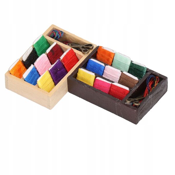 Miniaturali Scatola da Cucito in Legno e Metallo con Dettagli Retro 2 pezzi