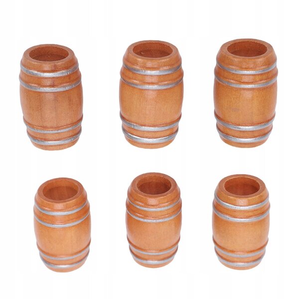 Miniature in legno vintage: piccole botti da birra per decorazioni e collezioni