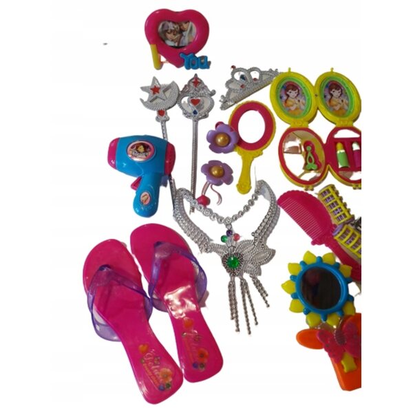 Beauty-Set im Korb mit 17 Accessoires für Mädchen ab 3 Jahren aus CE-Kunststoff