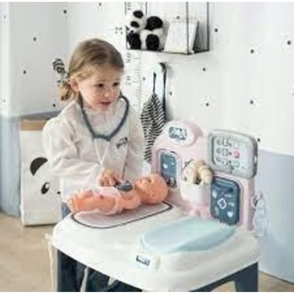 Centro di Cura per Bambole Smoby Baby Care con 27 Accessori per Bambini 3+