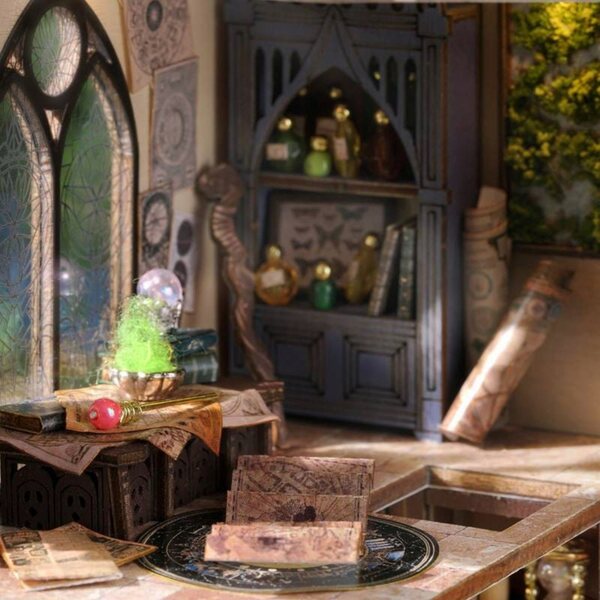 Habarri Puppenhaus-Miniatur mit LED-Lichtern und Holzmaterial