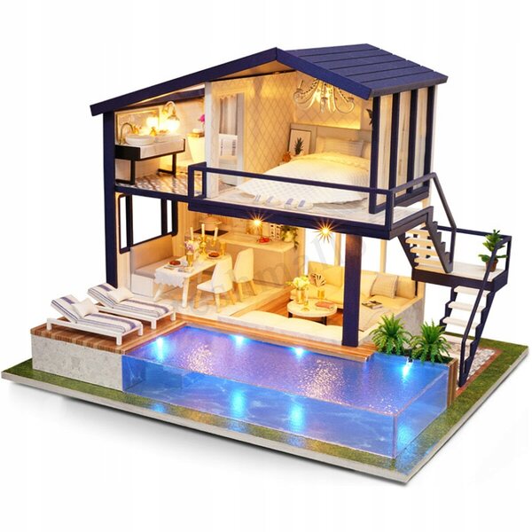 Miniatura Casa delle Bambole in Legno con Illuminazione LED e Mobili Artigianali