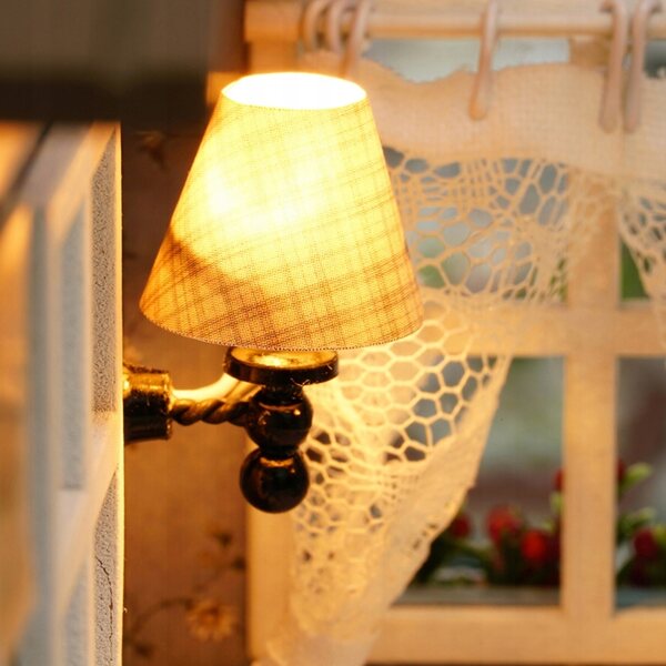 DIY Puppenhaus aus Holz mit LED – Miniatur-Set für Kinder ab 7 Jahren