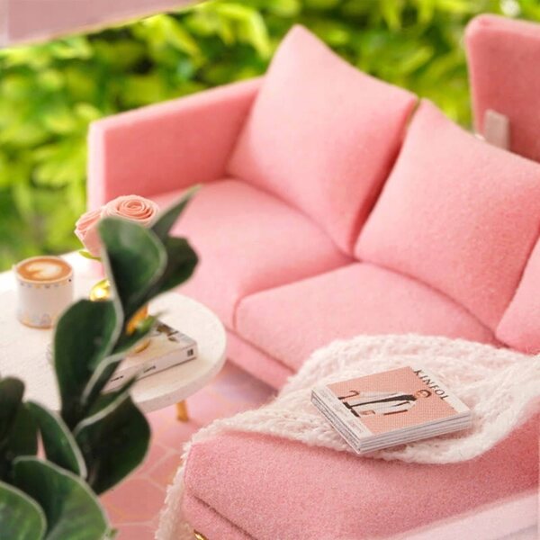 Miniatura casa Cosmpolitana Copenaghen con illuminazione LED – rosa lifestyle