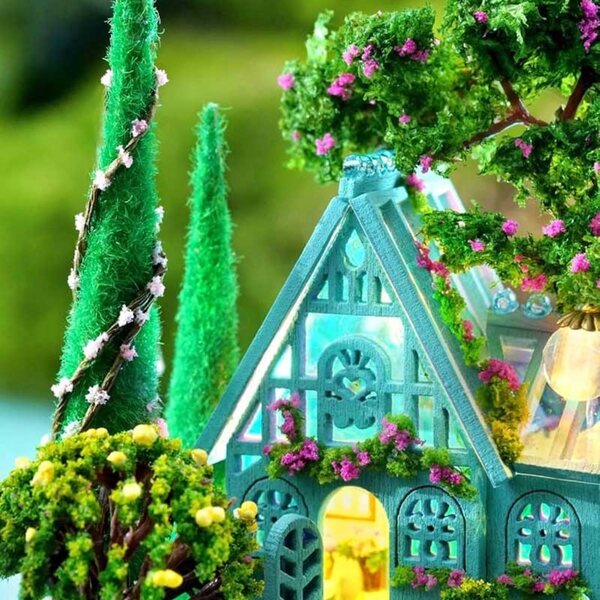 DIY Turkusowe Jezioro Miniaturhaus mit LED-Lichtern und Holzdetails für Kinder